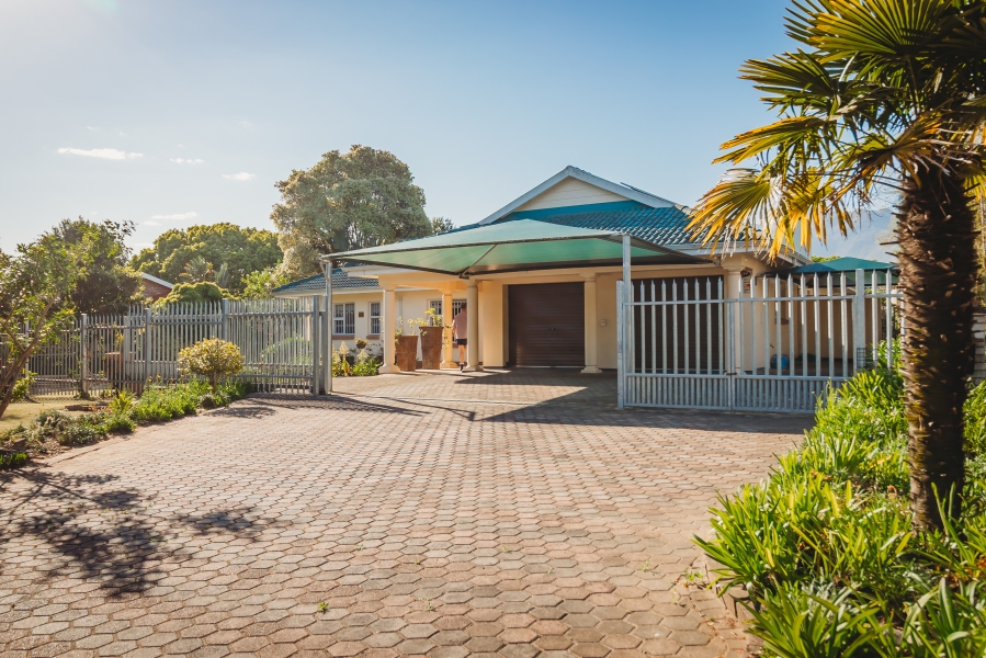 3 Bedroom Property for Sale in Heather Park Western Cape